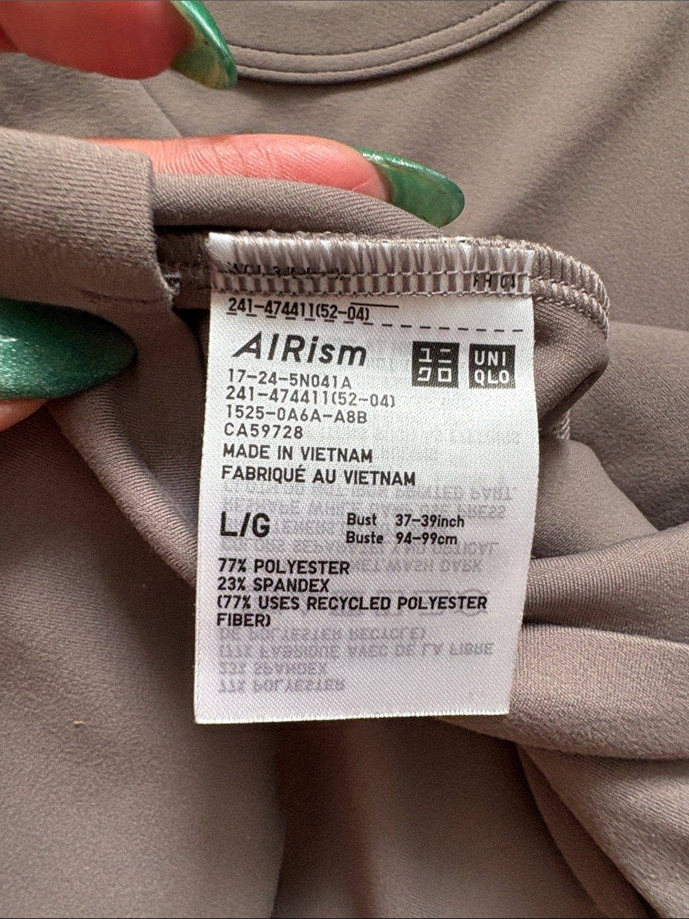 Uniqlo Airism Cropped Tee - Picture 4 of 6